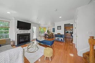 180 Blue Heron Dr, Secaucus, NJ 07094 - Photo 13