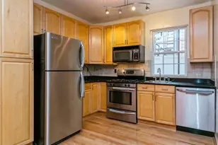 320 6th St, Union City, NJ 07087 - Photo 1