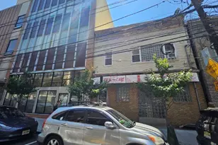 415 39th St, Union City, NJ 07087 - Photo 1