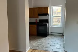 178 Orient St, Bayonne, NJ 07002 - Photo 3