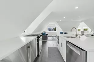 19 Hamilton Ave, Weehawken, NJ 07086 - Photo 5