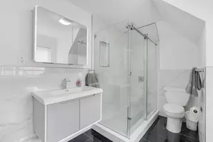19 Hamilton Ave, Weehawken, NJ 07086 - Photo 15