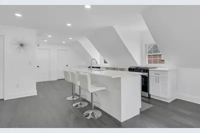 19 Hamilton Ave, Weehawken, NJ 07086 - Photo 7