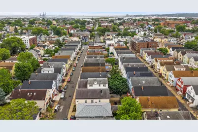 172 West 33rd St, Bayonne, NJ 07002 - Photo 11
