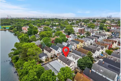 172 West 33rd St, Bayonne, NJ 07002 - Photo 3