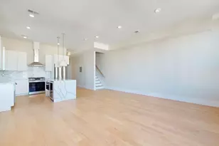 220 Freeman Ave, Jersey City, NJ 07306 - Photo 17