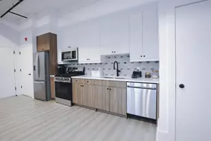 25 E 22nd St, Bayonne, NJ 07002 - Photo 9