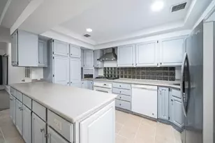 79 Sherman Pl, Jersey City, NJ 07307 - Photo 7