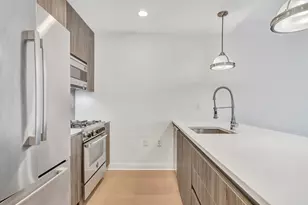 160 1st St, Jersey City, NJ 07302 - Photo 3