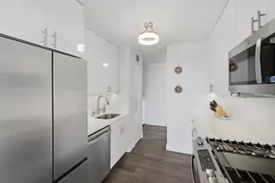 6040 Blvd E, West New York, NJ 07093 - Photo 9