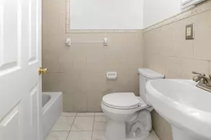 162 Griffith St, Jersey City, NJ 07307 - Photo 5