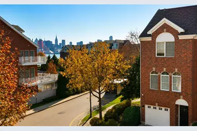 239 Brower Ct, West New York, NJ 07093 - Photo 13