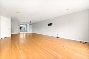 2 Hops Commons Ct, Secaucus, NJ 07094 - Photo 9