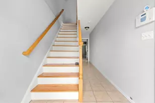 2 Hops Commons Ct, Secaucus, NJ 07094 - Photo 5
