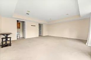 2 Hops Commons Ct, Secaucus, NJ 07094 - Photo 3