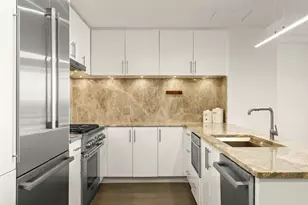 320 Adolphus Ave, Cliffside Park, NJ 07010 - Photo 11