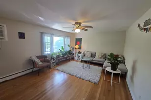 360 New York Ave, Lyndhurst Township, NJ 07071 - Photo 5