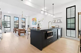 15 Manhattan Ave, Jersey City, NJ 07307 - Photo 9