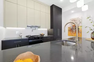 15 Manhattan Ave, Jersey City, NJ 07307 - Photo 7