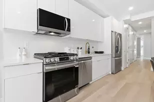 134 New York Ave, Jersey City, NJ 07307 - Photo 7