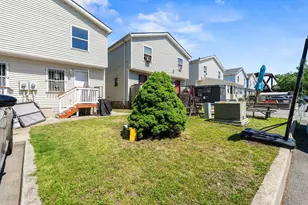 466 Pacific Ave, Jersey City, NJ 07304 - Photo 21