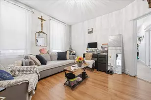 122 61st St, West New York, NJ 07093 - Photo 3