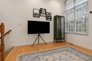 360 Oswego Ct, West New York, NJ 07093 - Photo 9
