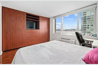 20 2nd St #1707, Jersey City, NJ 07302 - Photo 9