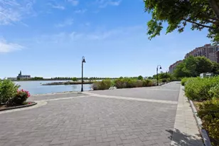25 Hudson St, Jersey City, NJ 07302 - Photo 11