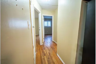 6 Bayside Park Dr, Jersey City, NJ 07305 - Photo 11