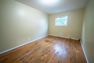 6 Bayside Park Dr, Jersey City, NJ 07305 - Photo 17