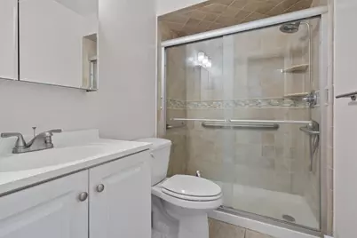 29 North End Dr, Secaucus, NJ 07094 - Photo 17