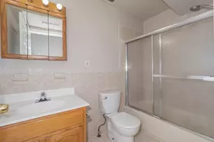 355 West Side Ave, Jersey City, NJ 07305 - Photo 17