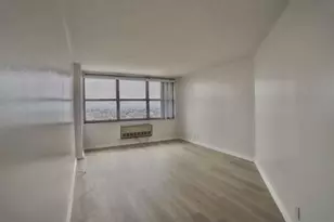 7000 Blvd E, Guttenberg, NJ 07093 - Photo 13