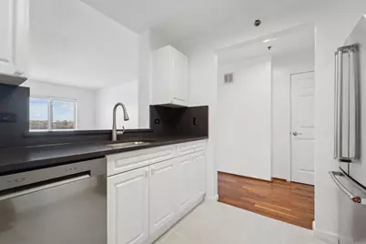 1110 City Pl #1-110, Edgewater, NJ 07020 - Photo 11