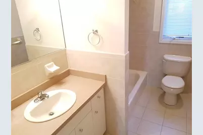 393 Washington Ave #B, Cliffside Park, NJ 07010 - Photo 21