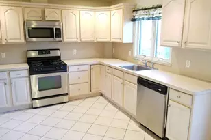 393 Washington Ave, Cliffside Park, NJ 07010 - Photo 7