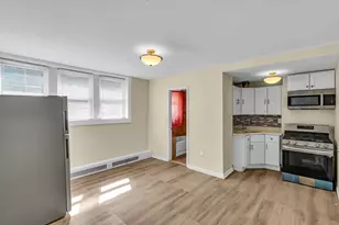 305 Cator Ave, Jersey City, NJ 07305 - Photo 13