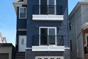 47 Cottage St, Bayonne, NJ 07002 - Photo 1