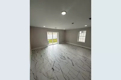 47 Cottage St, Bayonne, NJ 07002 - Photo 17