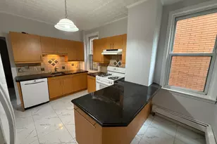 321 Avenue C, Bayonne, NJ 07002 - Photo 7
