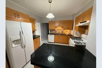 321 Avenue C, Bayonne, NJ 07002 - Photo 9