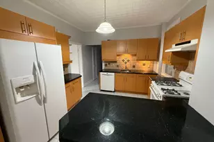 321 Avenue C, Bayonne, NJ 07002 - Photo 9