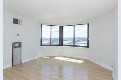 2105 Harmon Cove Tower, Secaucus, NJ 07094 - Photo 27