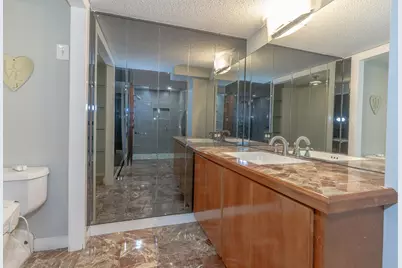 2105 Harmon Cove Tower, Secaucus, NJ 07094 - Photo 25