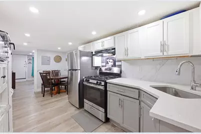 85 Zabriskie St, Jersey City, NJ 07307 - Photo 9