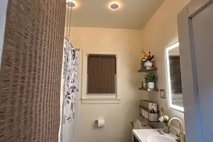 162 W 9th St, Bayonne, NJ 07002 - Photo 7