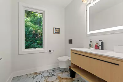 367 Park Ave, Weehawken, NJ 07086 - Photo 15