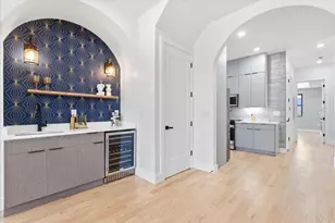 81 Lexington Ave, Jersey City, NJ 07304 - Photo 3