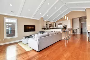 14 Lydia Dr, Guttenberg, NJ 07093 - Photo 3